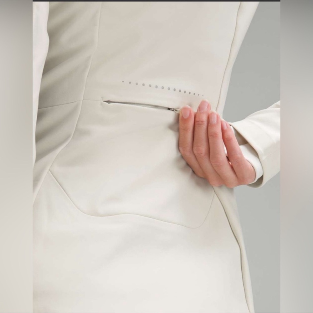 lululemon athletica Cream Hooded Zip Jacket - Picture 6 of 16